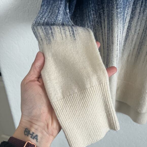 Vince Wool Cashmere Long Sleeve Pullover Ombre Sweater Cream Blue Small - Picture 6 of 10